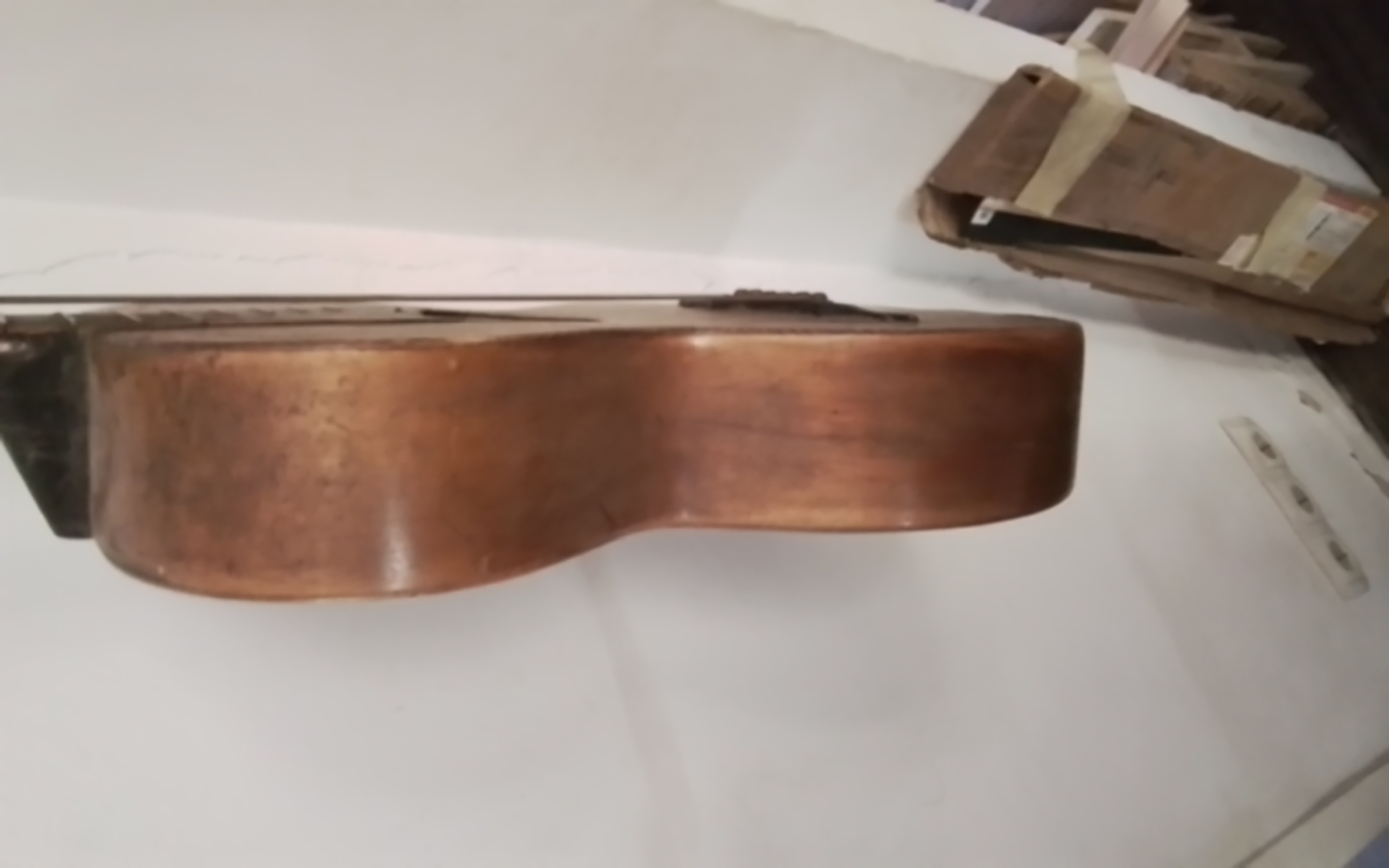 unrestaurierte Parlorgitarre Bild