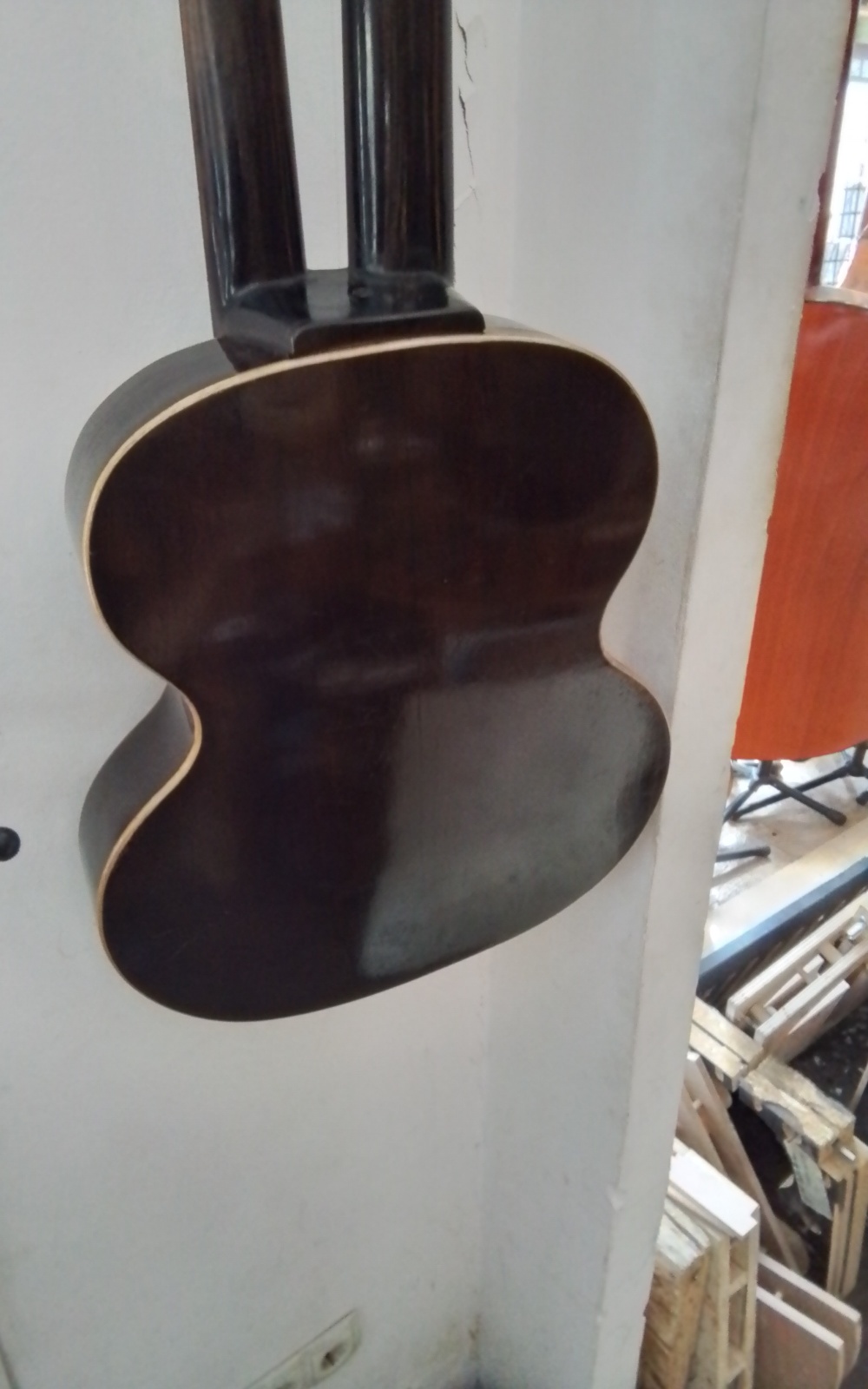 15 saitige Kntragitarre Bild