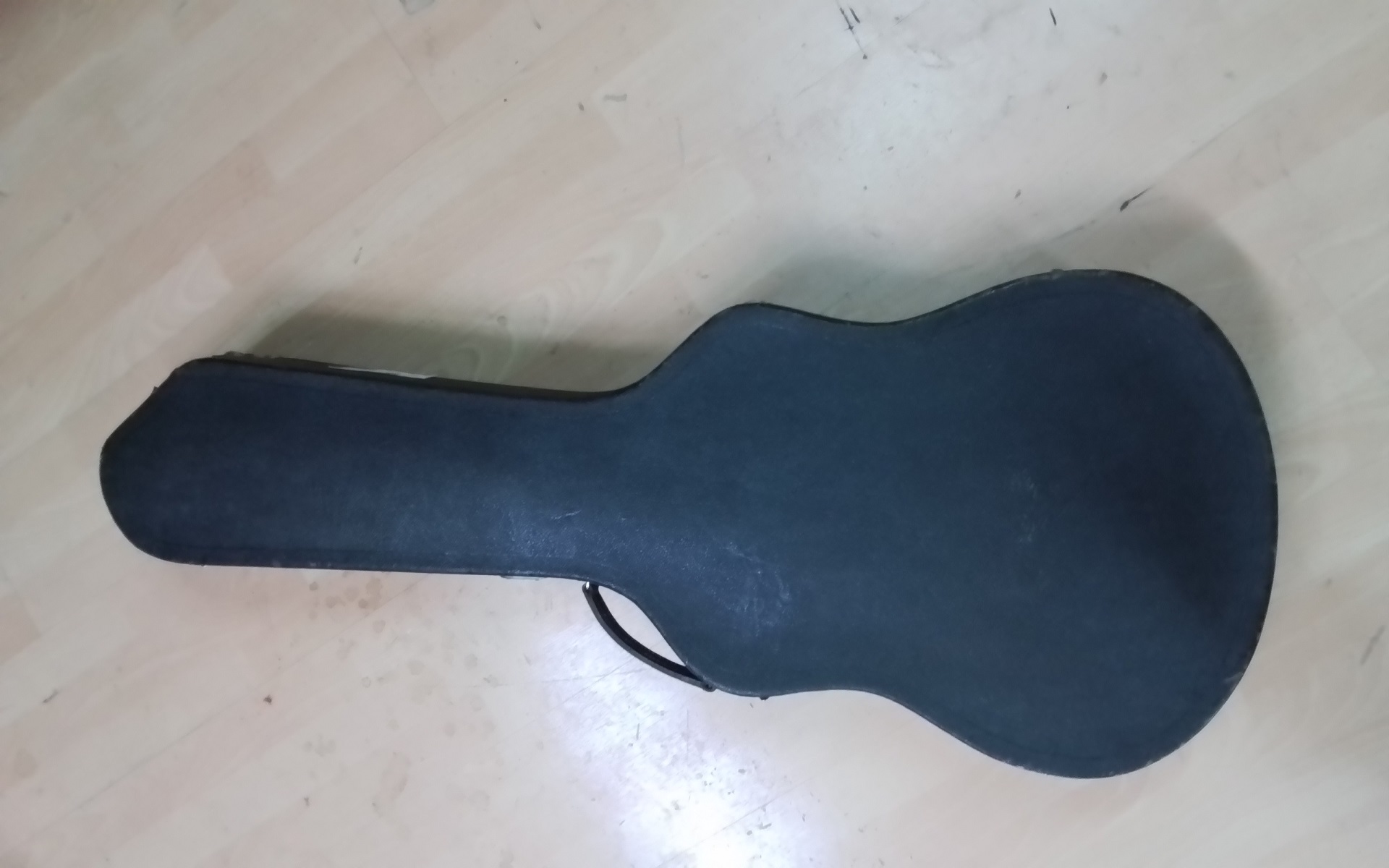 Kontragitarrenkoffer Bild