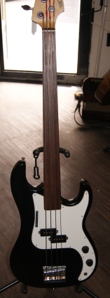 Hohner Bass Fretless Arborseries Bild