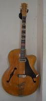 Jazzgitarre vermutlich Hoyer Bild