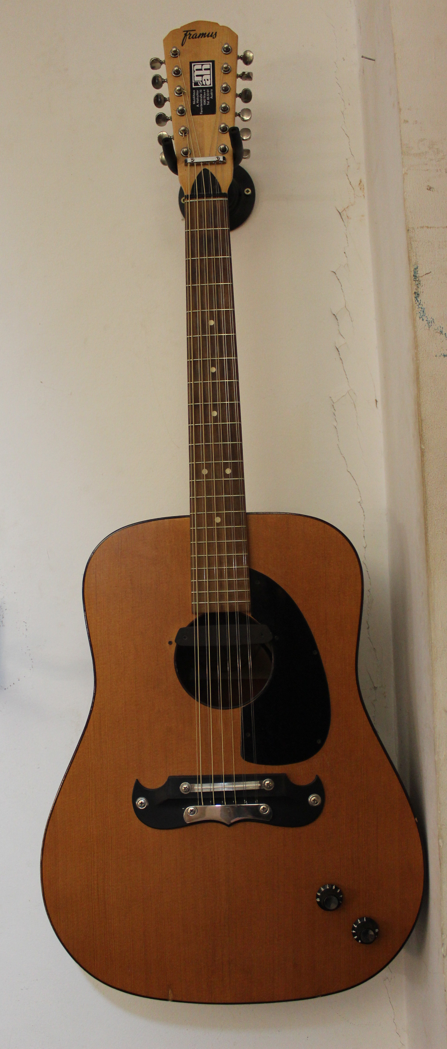 Framus 12-saitig Modell 74M Bild