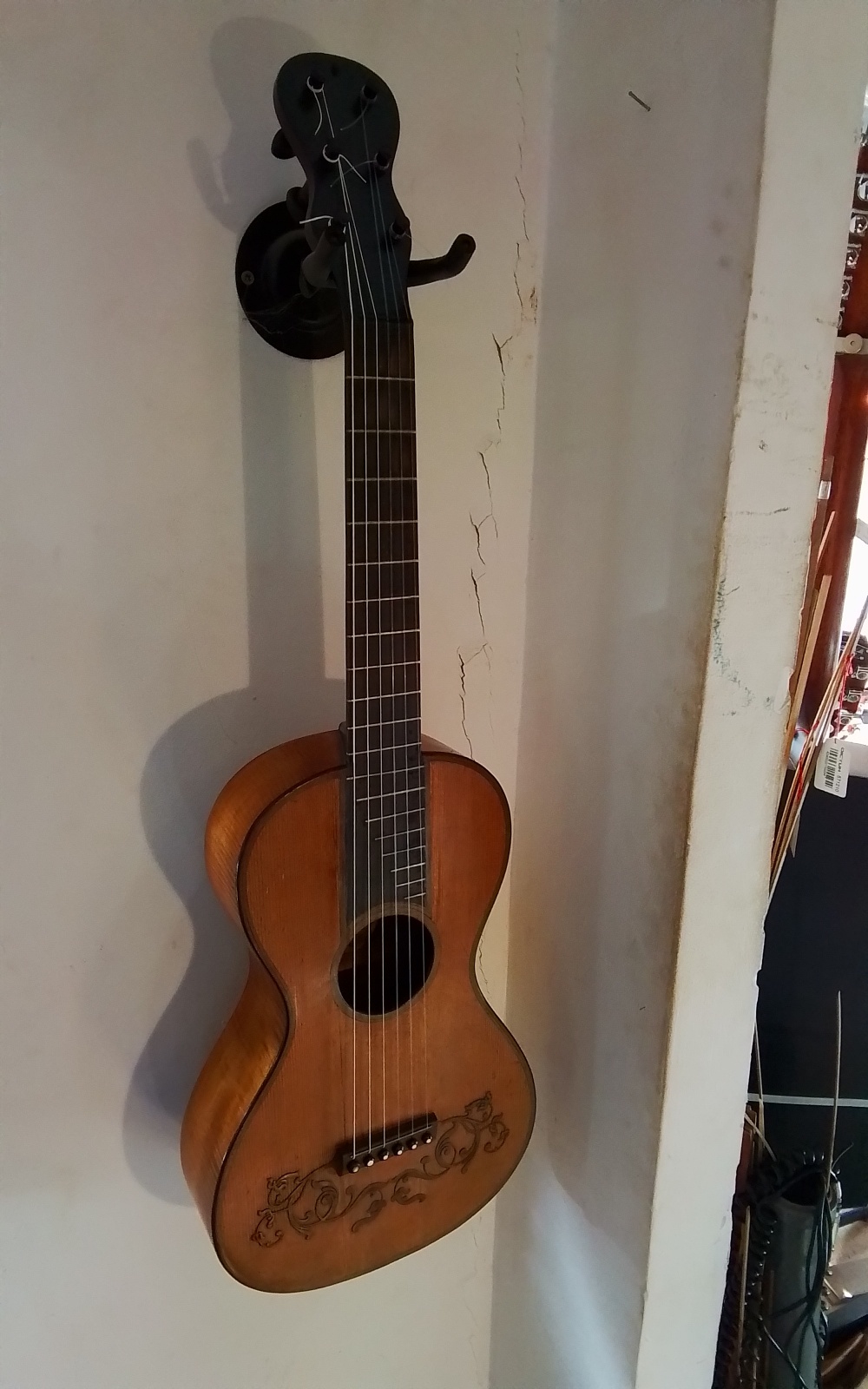 Terzgitarre Matthias Daum Bild